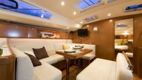 Sailing yacht VOILA -  Salon Dining